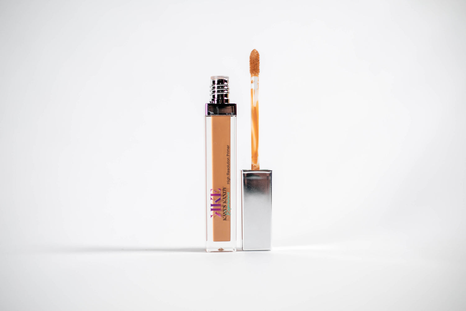 HIGH RESOLUTION EYESHADOW PRIMER
